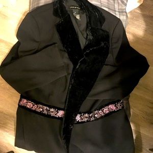 Sz. 16 Asian Blazer Embroidered Purple Trim Blazer